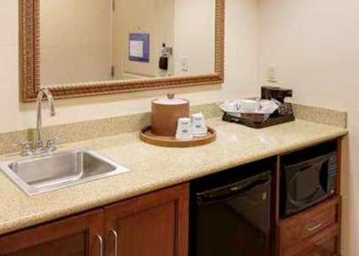 фото отеля Hampton Inn Springfield South Enfield