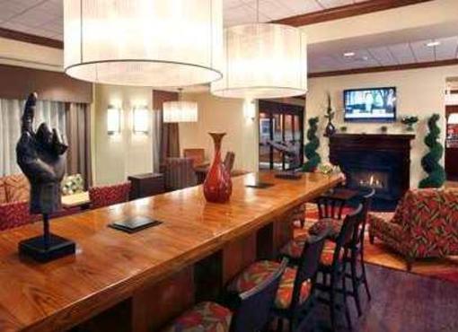 фото отеля Hampton Inn Springfield South Enfield