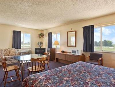 фото отеля Super 8 York - Nebraska