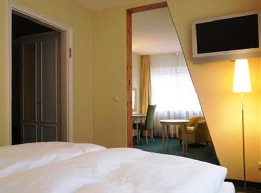 фото отеля Hotel Krone Tubingen