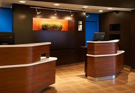 фото отеля Courtyard by Marriott Indianapolis Carmel