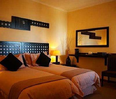 фото отеля Bar-t-Nique Guest House