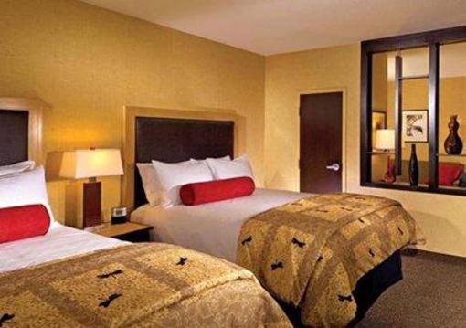 фото отеля Cambria Suites Maple Grove