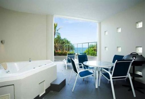 фото отеля On The Beach Noosa