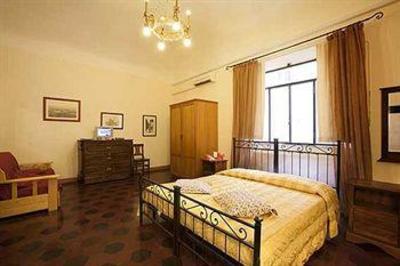 фото отеля Residenza San Domenico Siena