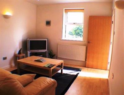 фото отеля Earle House Serviced Apartments