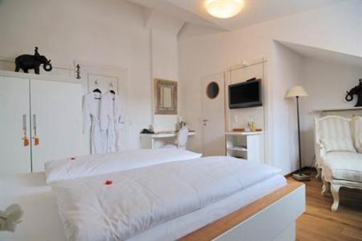 фото отеля Hotel Helvetia Lindau