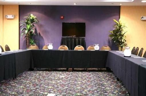 фото отеля Hampton Inn & Suites Dallas Lewisville-Vista Ridge Mall
