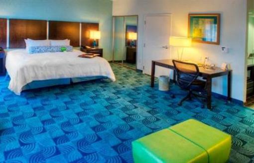 фото отеля Hampton Inn & Suites Dallas Lewisville-Vista Ridge Mall