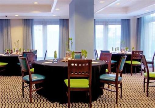 фото отеля Fairfield Inn & Suites Atlanta Downtown