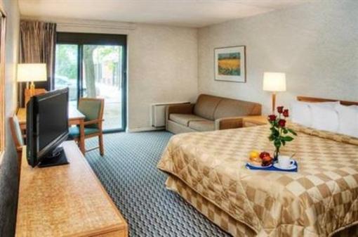 фото отеля Comfort Inn Brandon City