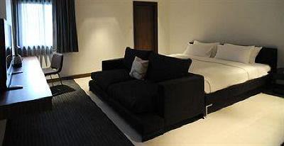 фото отеля S33 Compact Sukhumvit Hotel