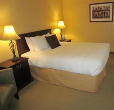 фото отеля BEST WESTERN Colonel Butler Inn