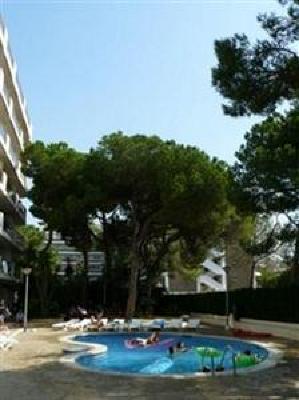 фото отеля Mediterranean Suites