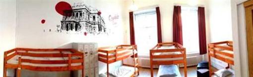 фото отеля Adagio Hostel