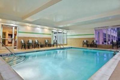 фото отеля Country Inn & Suites Charlotte Matthews