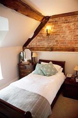 фото отеля The Lion Inn Leintwardine