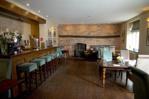 фото отеля The Lion Inn Leintwardine