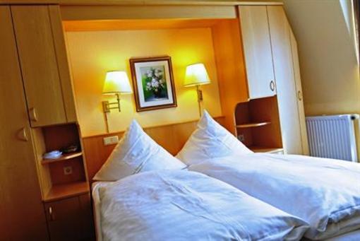 фото отеля Hotel Rheinkrone Andernach