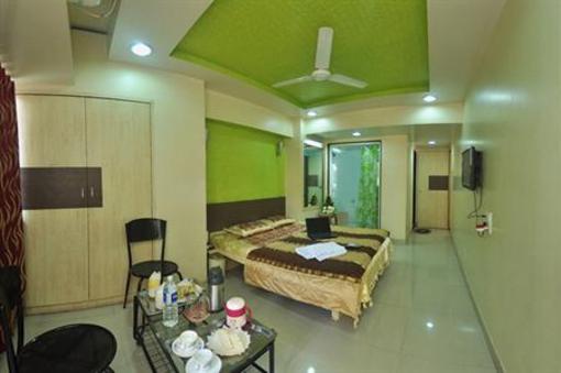 фото отеля Hotel Rajdhani Pune