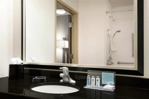 фото отеля Hampton Inn Limerick