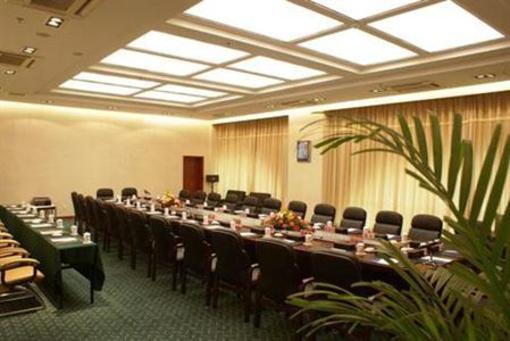 фото отеля Vienna Hotel Taicang Nanyang Plaza