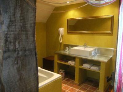 фото отеля Alex Factory Bed & Breakfast Wierre-Effroy