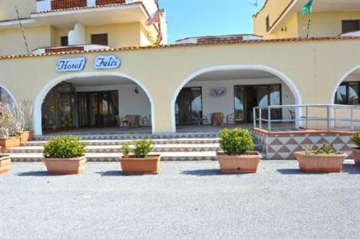 фото отеля Hotel Felix Calabria Tirrenica