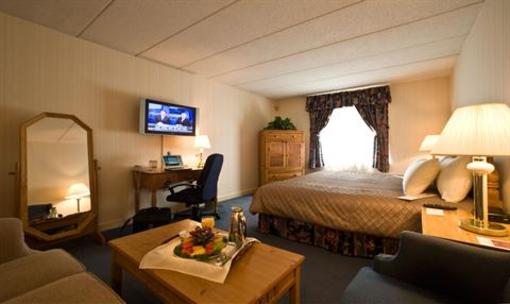 фото отеля Westford Regency Inn