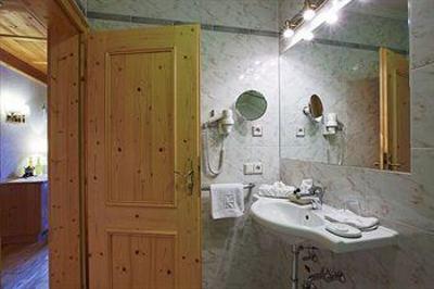 фото отеля Hotel Kolfuschgerhof Corvara in Badia