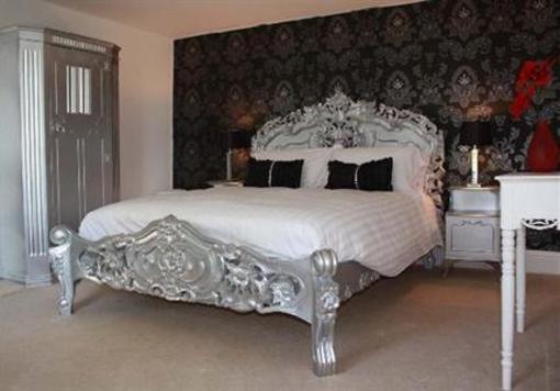 фото отеля Cwrt Mawr Bed and Breakfast Tregaron