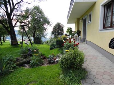 фото отеля Fruhstuckspension Bauernhof Schobringerhof