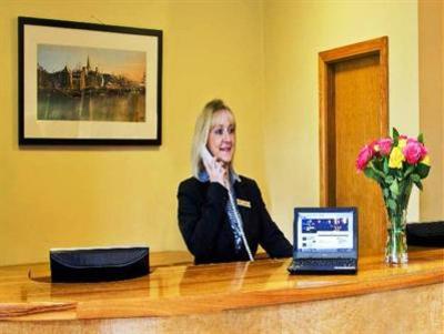 фото отеля Waterford Marina Hotel