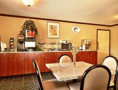 фото отеля Super 8 Marysville