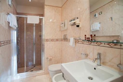 фото отеля Granduca Hotel Livorno