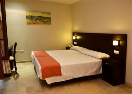 фото отеля Hostal Al-Andalus