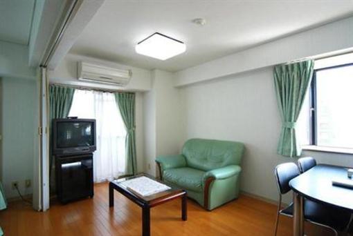 фото отеля Weekly Green Inn Namba
