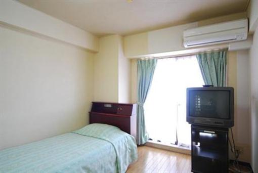 фото отеля Weekly Green Inn Namba