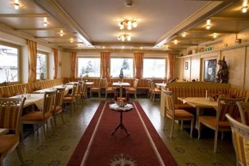 фото отеля Gasthof - Hotel Tyrol