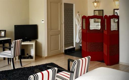 фото отеля Auberge du Paradis Hotel Saint-Amour-Bellevue