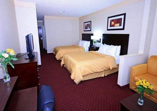 фото отеля Comfort Suites Mineral Wells (West Virginia)