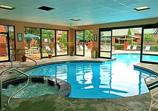 фото отеля Comfort Suites Mineral Wells (West Virginia)
