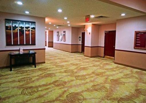 фото отеля Comfort Suites Mineral Wells (West Virginia)