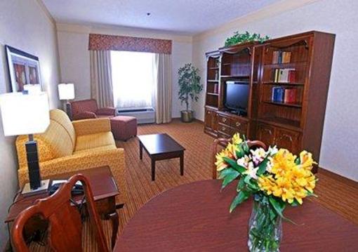 фото отеля Comfort Suites Mineral Wells (West Virginia)
