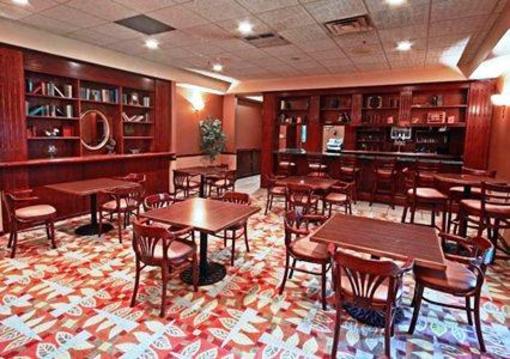 фото отеля Comfort Suites Mineral Wells (West Virginia)