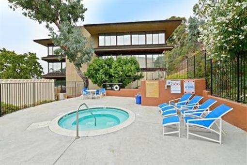 фото отеля Candlewood Suites San Diego