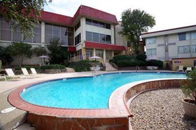 фото отеля Hotel Trinity InnSuites Fort Worth DFW