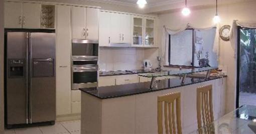 фото отеля Cairns City Apartments