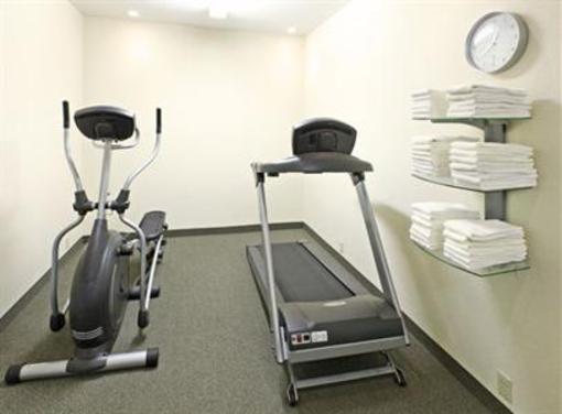 фото отеля Candlewood Suites Fayetteville (Arkansas)