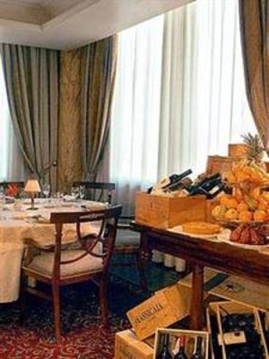 фото отеля Borgo Palace Hotel